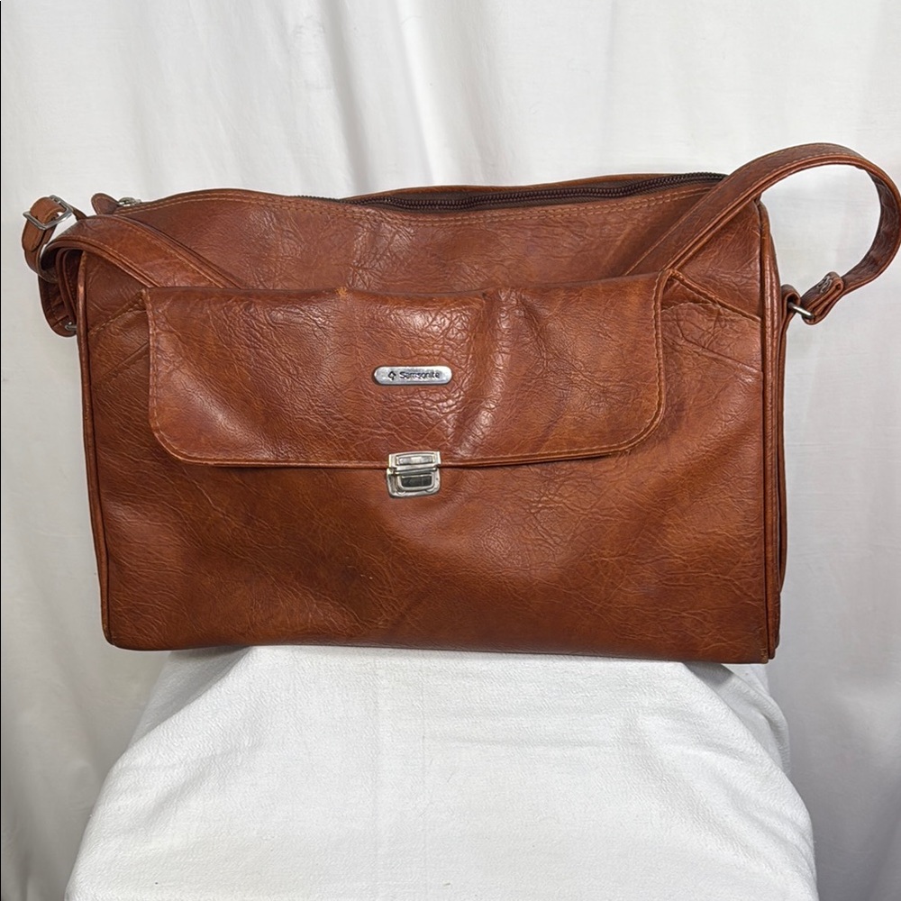 Vintage Samsonite Sonora II Carry On